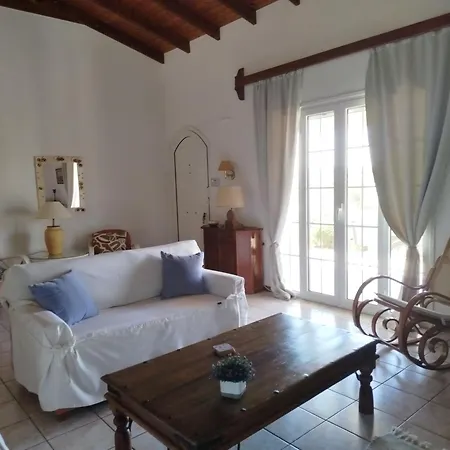 Feriehus Votsalo Summer House By The Porto Heli