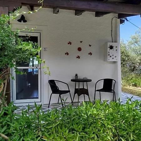 Feriehus Votsalo Summer House By The Porto Heli