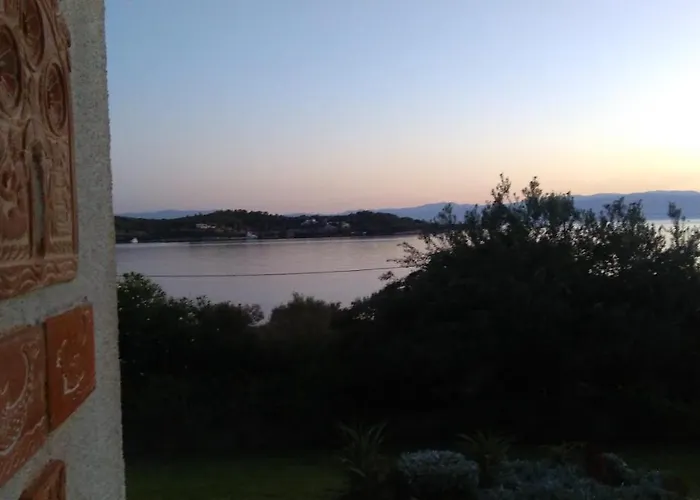 Votsalo Summer House By The * Porto Cheli