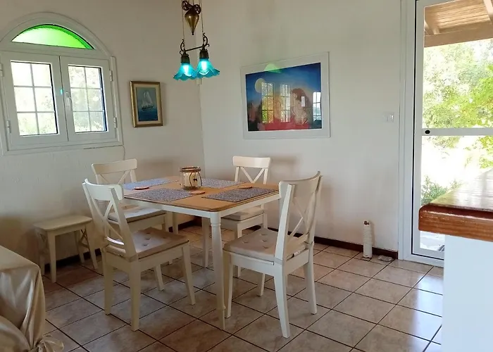 בית נופש Votsalo Summer House By The